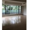 3LDK Apartment to Rent in Minato-ku Showroom
