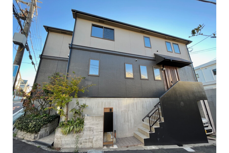 4LDK House to Buy in Suita-shi Exterior