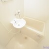 1K Apartment to Rent in Kasuga-shi Bathroom