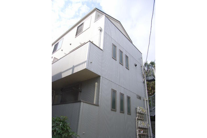 1R Apartment to Rent in Yokohama-shi Isogo-ku Exterior