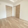 2LDK Apartment to Buy in Yokohama-shi Kanagawa-ku Interior