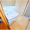 2LDK Apartment to Rent in Setagaya-ku Washroom
