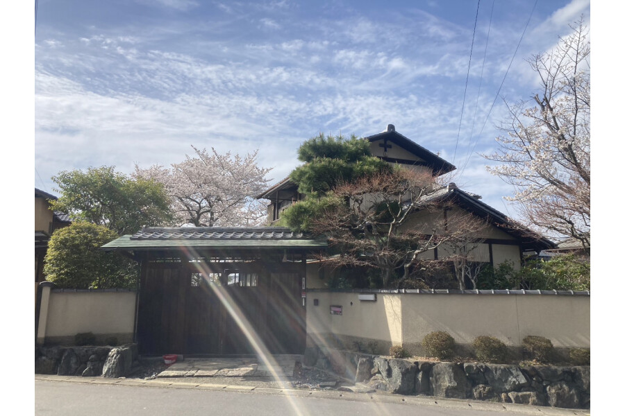 7K House to Buy in Kyoto-shi Yamashina-ku Exterior
