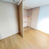 2LDK Apartment to Rent in Hirakata-shi Interior