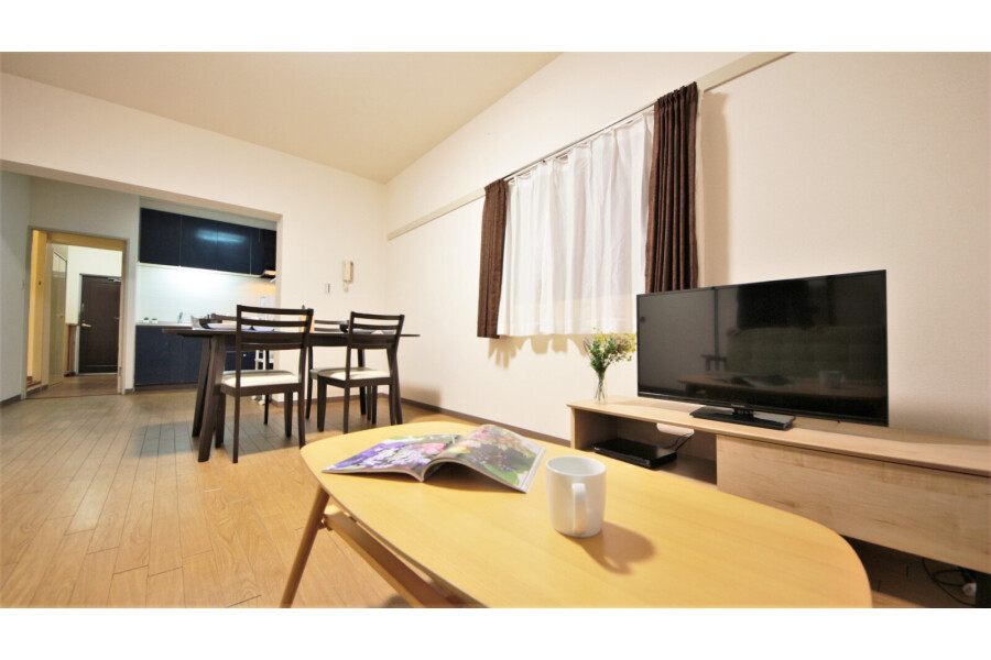 3LDK Apartment to Rent in Matsudo-shi Living Room