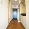 1K Apartment to Rent in Kawasaki-shi Takatsu-ku Entrance
