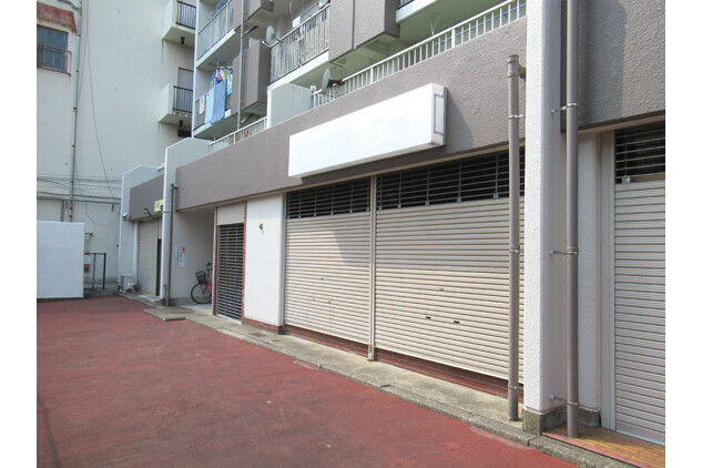 Shop Apartment to Buy in Edogawa-ku Exterior