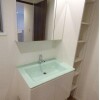 3LDK Apartment to Rent in Meguro-ku Washroom
