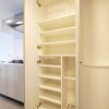 1DK Apartment to Rent in Kita-ku Storage