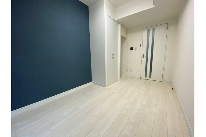 1K Apartment to Buy in Shibuya-ku Living Room