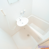 1K Apartment to Rent in Fukuoka-shi Chuo-ku Bathroom