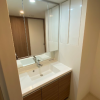 3LDK Apartment to Rent in Meguro-ku Washroom