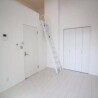 1K Apartment to Rent in Amagasaki-shi Living Room