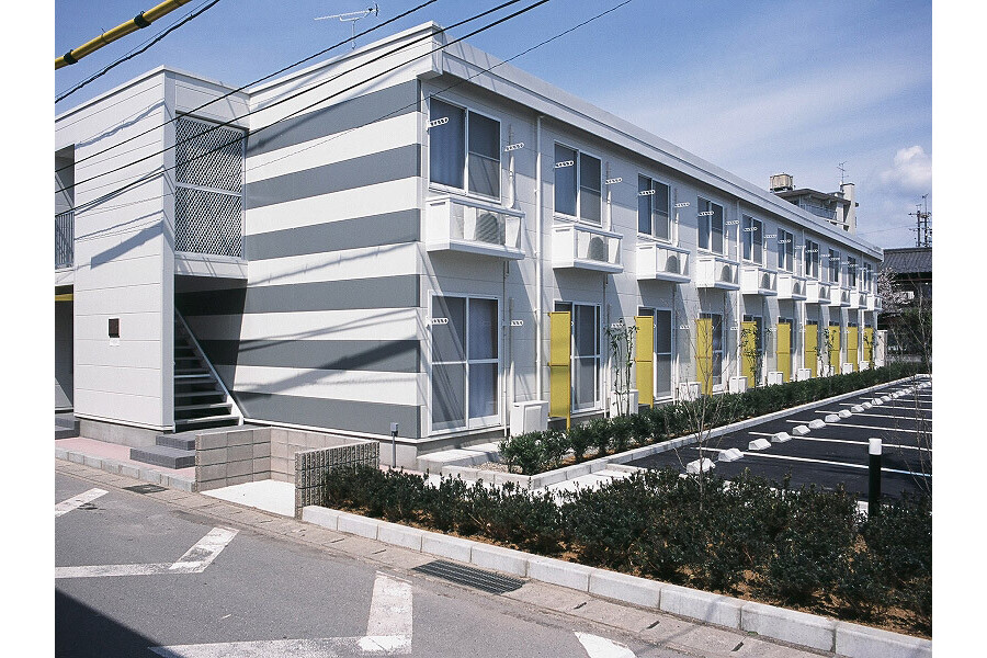 1K Apartment to Rent in Minokamo-shi Exterior