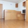 1K Apartment to Rent in Isesaki-shi Living Room