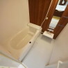 2LDK Apartment to Rent in Chofu-shi Bathroom