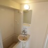 1K Apartment to Rent in Bunkyo-ku Washroom