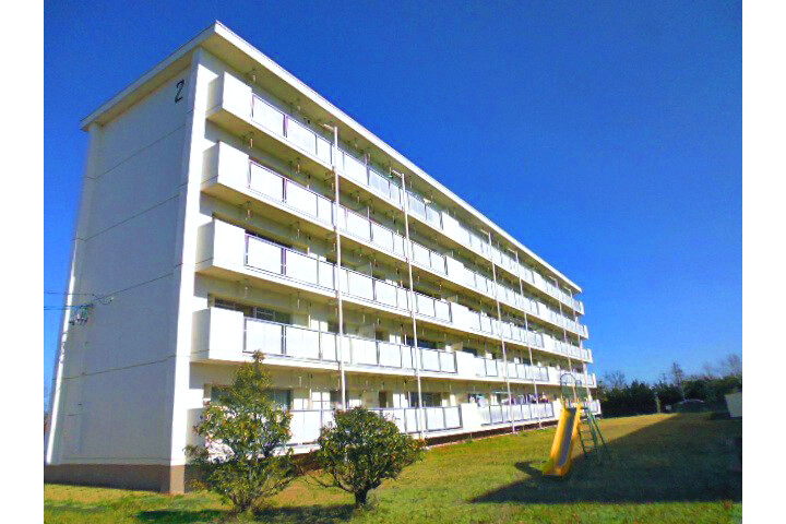 3DK Apartment to Rent in Iwata-shi Exterior