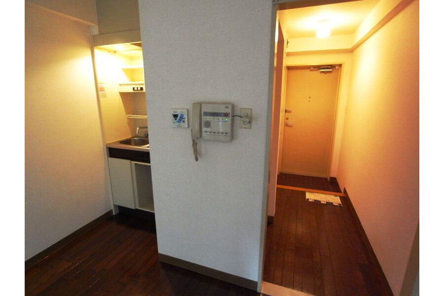 1R Apartment to Rent in Setagaya-ku Exterior