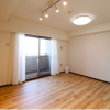 2LDK Apartment to Buy in Yokohama-shi Kanagawa-ku Living Room