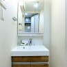1K Apartment to Rent in Yokohama-shi Minami-ku Washroom