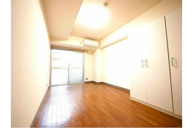 1R Apartment to Buy in Shinjuku-ku Living Room