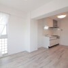 2LDK Apartment to Buy in Osaka-shi Higashisumiyoshi-ku Living Room