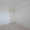 2LDK Apartment to Buy in Tomigusuku-shi Interior