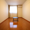 1K Apartment to Rent in Osaka-shi Sumiyoshi-ku Living Room