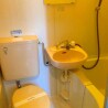 1K Apartment to Rent in Sumida-ku Bathroom