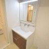 3LDK Apartment to Buy in Edogawa-ku Washroom