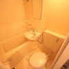 1K Apartment to Rent in Chuo-ku Bathroom