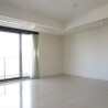2LDK Apartment to Rent in Minato-ku Living Room