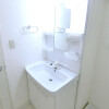 2DK Apartment to Rent in Minato-ku Washroom