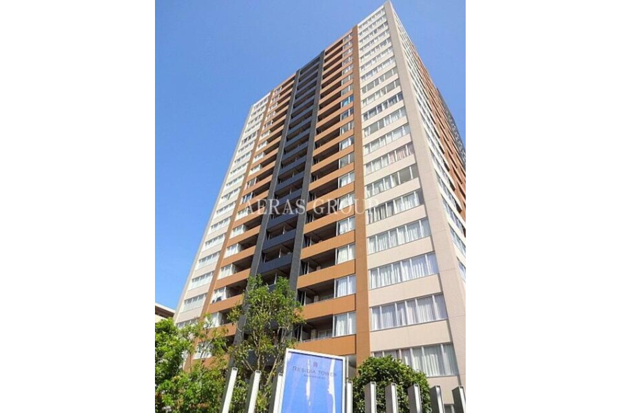 2LDK Apartment to Rent in Toshima-ku Interior