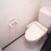 1K Apartment to Rent in Hiroshima-shi Higashi-ku Toilet