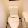 1DK Apartment to Rent in Minato-ku Toilet