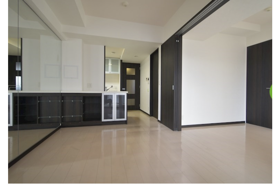 2SDK Apartment to Rent in Osaka-shi Chuo-ku Living Room