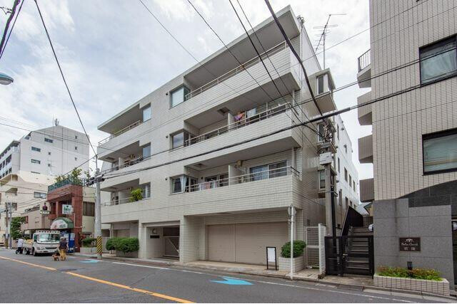 3LDK Apartment to Buy in Suginami-ku Exterior