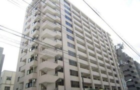 3SLDK {building type} in Minamiazabu - Minato-ku
