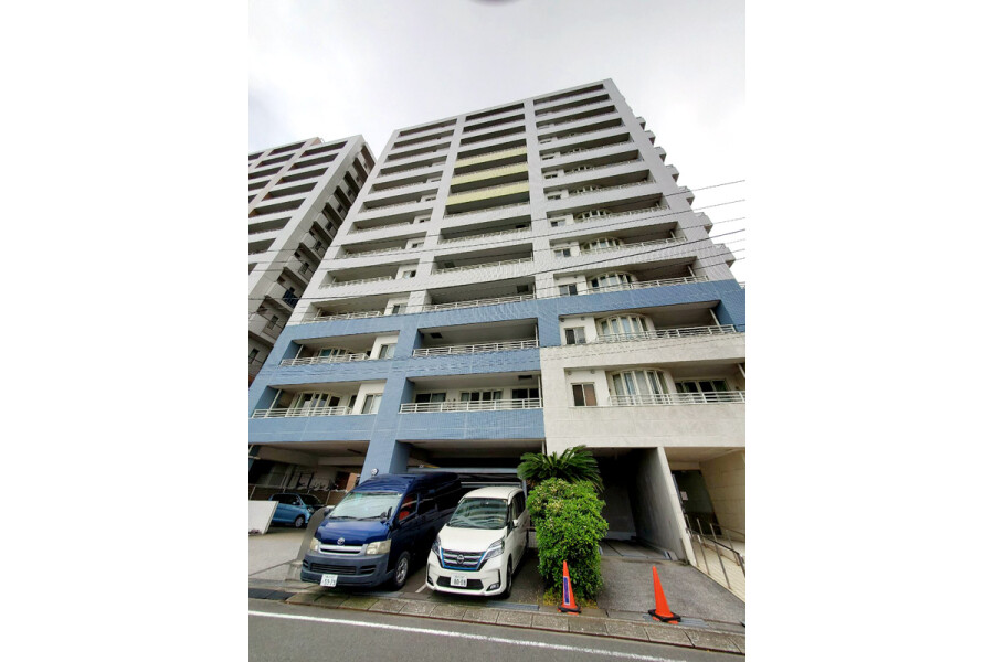 3LDK Apartment to Rent in Yokosuka-shi Exterior