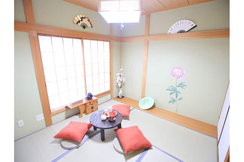 4DK Apartment to Rent in Katsushika-ku Living Room
