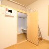 1K Apartment to Rent in Kyotanabe-shi Storage