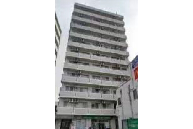 1R Apartment to Buy in Yokohama-shi Kanagawa-ku Exterior
