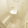 1K Apartment to Rent in Beppu-shi Bathroom