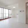3LDK Apartment to Buy in Hirakata-shi Toilet