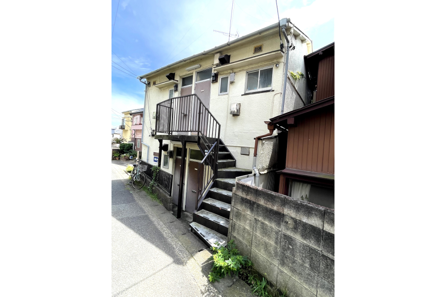 Whole Building Apartment to Buy in Yokohama-shi Kohoku-ku Exterior