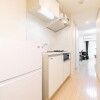 1K Apartment to Rent in Yokohama-shi Kanagawa-ku Kitchen