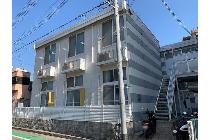 1K Apartment to Rent in Nishinomiya-shi Exterior