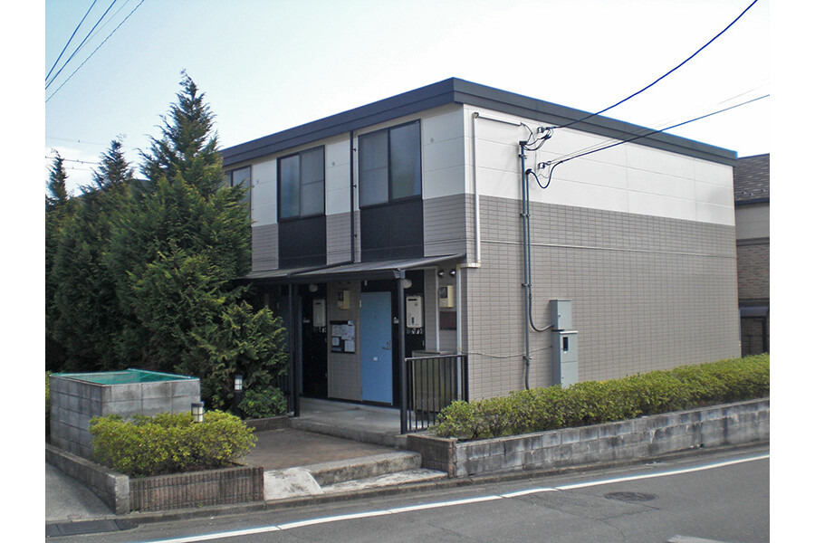 2DK Apartment to Rent in Akiruno-shi Exterior
